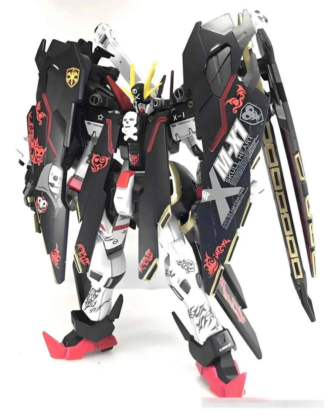 封存一年暴力完工！海盗X1全覆式披风魔改：独立羽翼+火焰刺青，村正狂刀杀疯了！