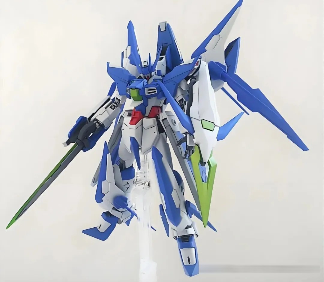 惊爆!蓝色宿命觉醒!15000人点赞神作:当“剑装惊异强袭自由高达”实体化,连三代目名人都坐不住了!