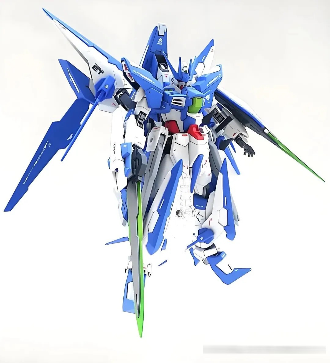 惊爆!蓝色宿命觉醒!15000人点赞神作:当“剑装惊异强袭自由高达”实体化,连三代目名人都坐不住了!