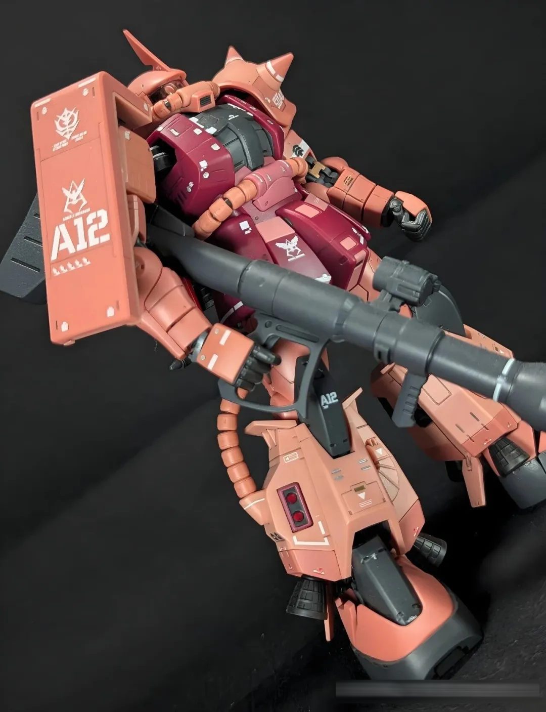 赤色彗星的终极高机动梦魇!这台夏亚扎古,官方从未敢实装!