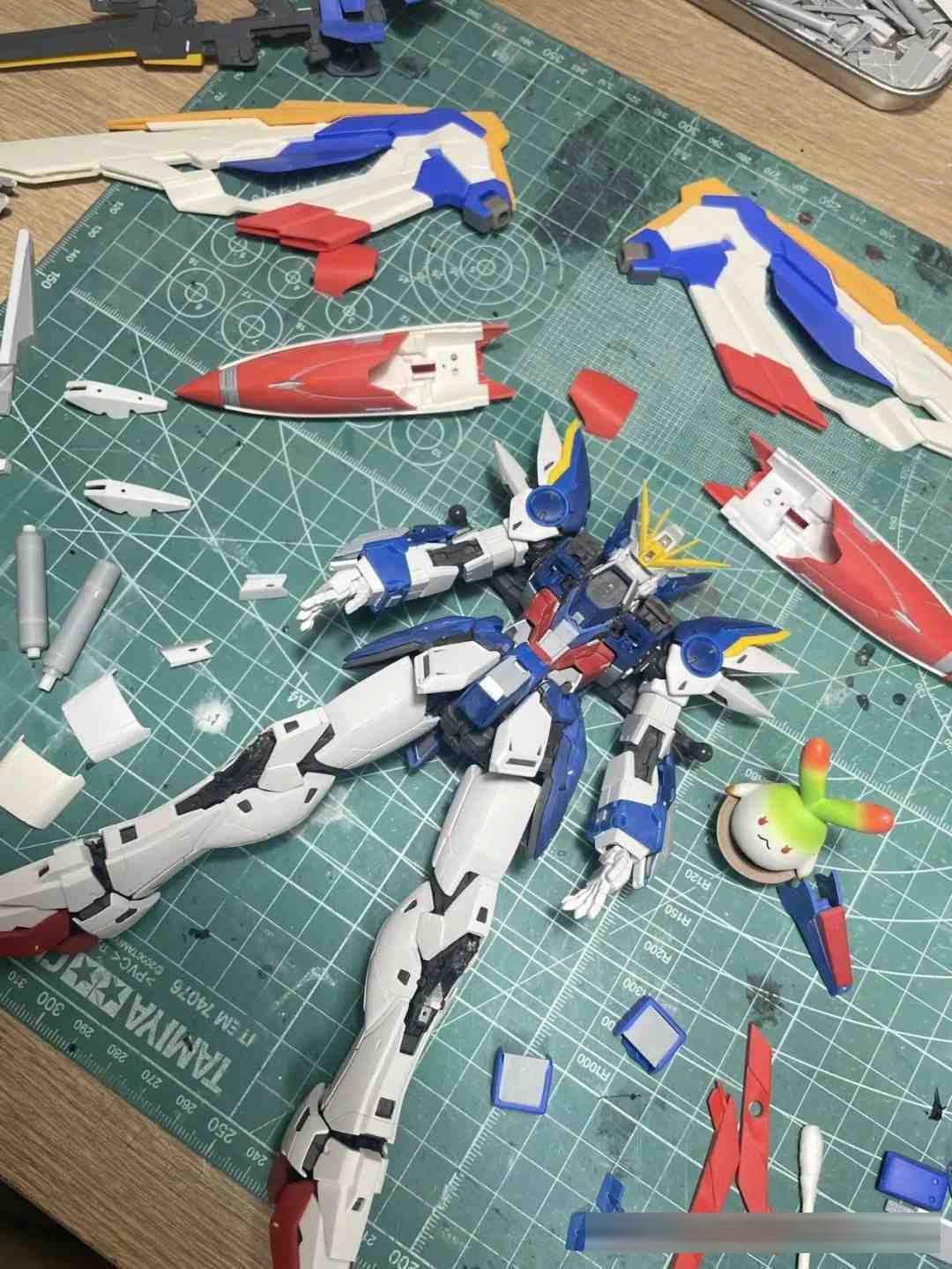 求求这台飞翼不要摆在我的作品旁边!2026京都展示会上惊现了一台“不该存在”的MG S-飞翼高达 !