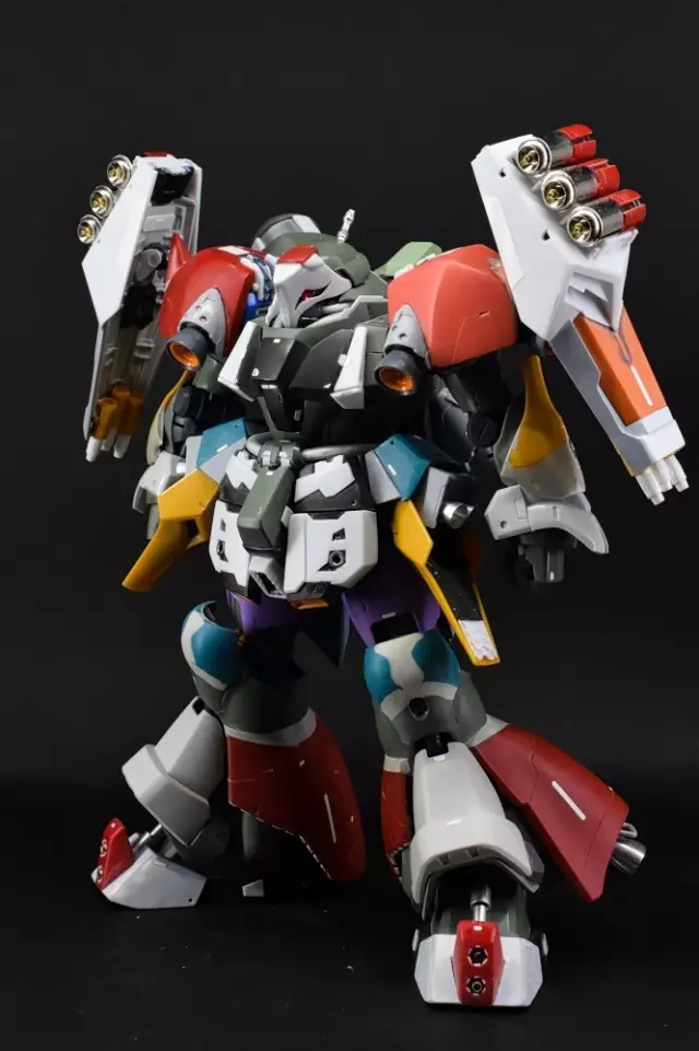 褪去原生青绿,涅槃赤红吉翁艳影!JAGD DOGA Quess 吉翁红鹦鹉!