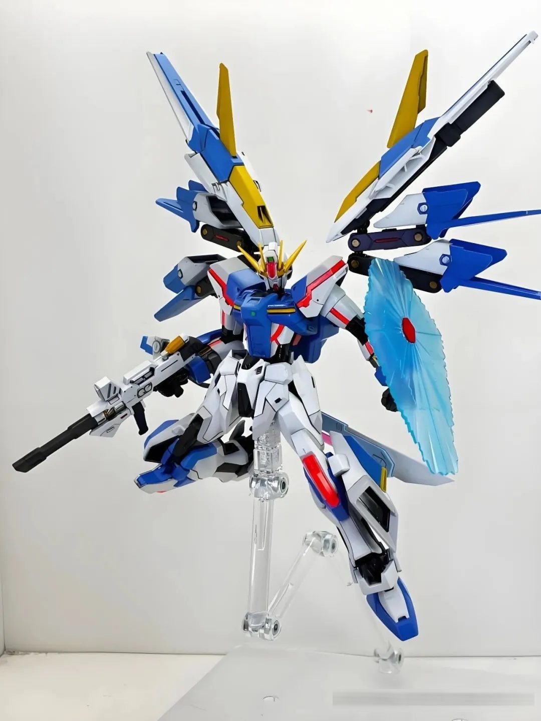 震惊!强袭+观星者+命运三体融合?为C.E.纪元世界观赋予了全新生命力!GAT-X105-OB 高达奥贝利斯克!