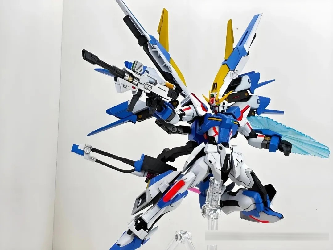 震惊!强袭+观星者+命运三体融合?为C.E.纪元世界观赋予了全新生命力!GAT-X105-OB 高达奥贝利斯克!