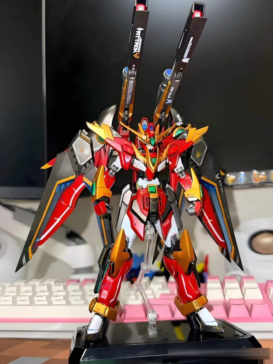 《超级机器人大战OG》联名《高达》大魔改!G-Brave炎!